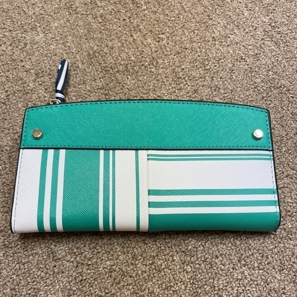 ⚡️3/$25⚡️A New Day: Teal Green / White Folding Wallet